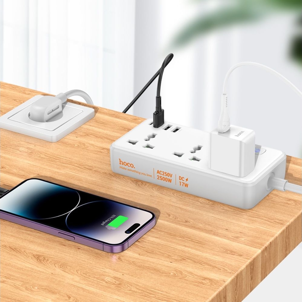 Сетевое зарядное устройство удлинитель Hoco AC7A, 3 USB, 1 Type-C 3 розетки, 150 см, белое