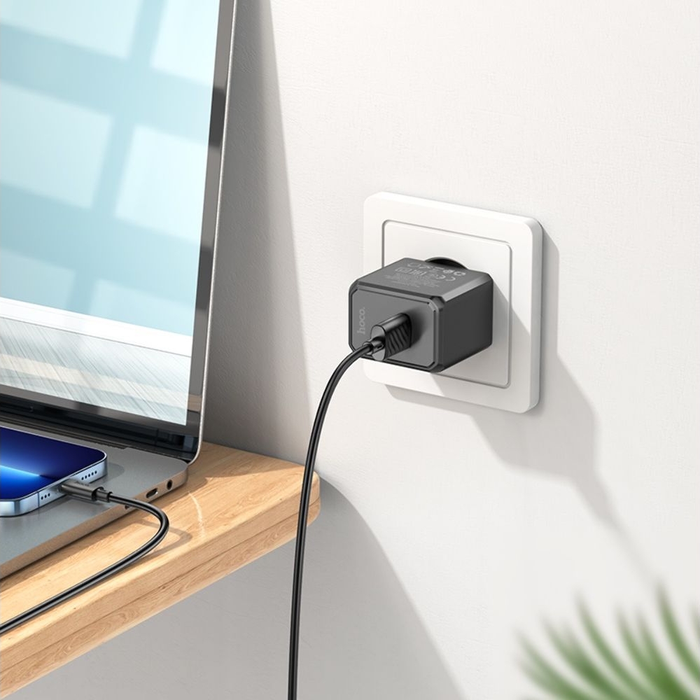 Сетевое зарядное устройство Hoco CS11A, USB, черное, с кабелем USB на Lightning
