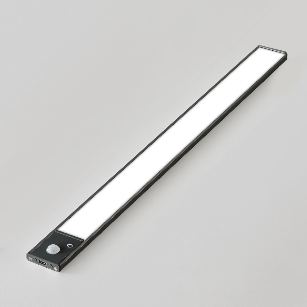 LED светильник 40-3B с пультом, аккумулятором, датчиком движения и освещенности 40 см 3W алюминиевый черный
