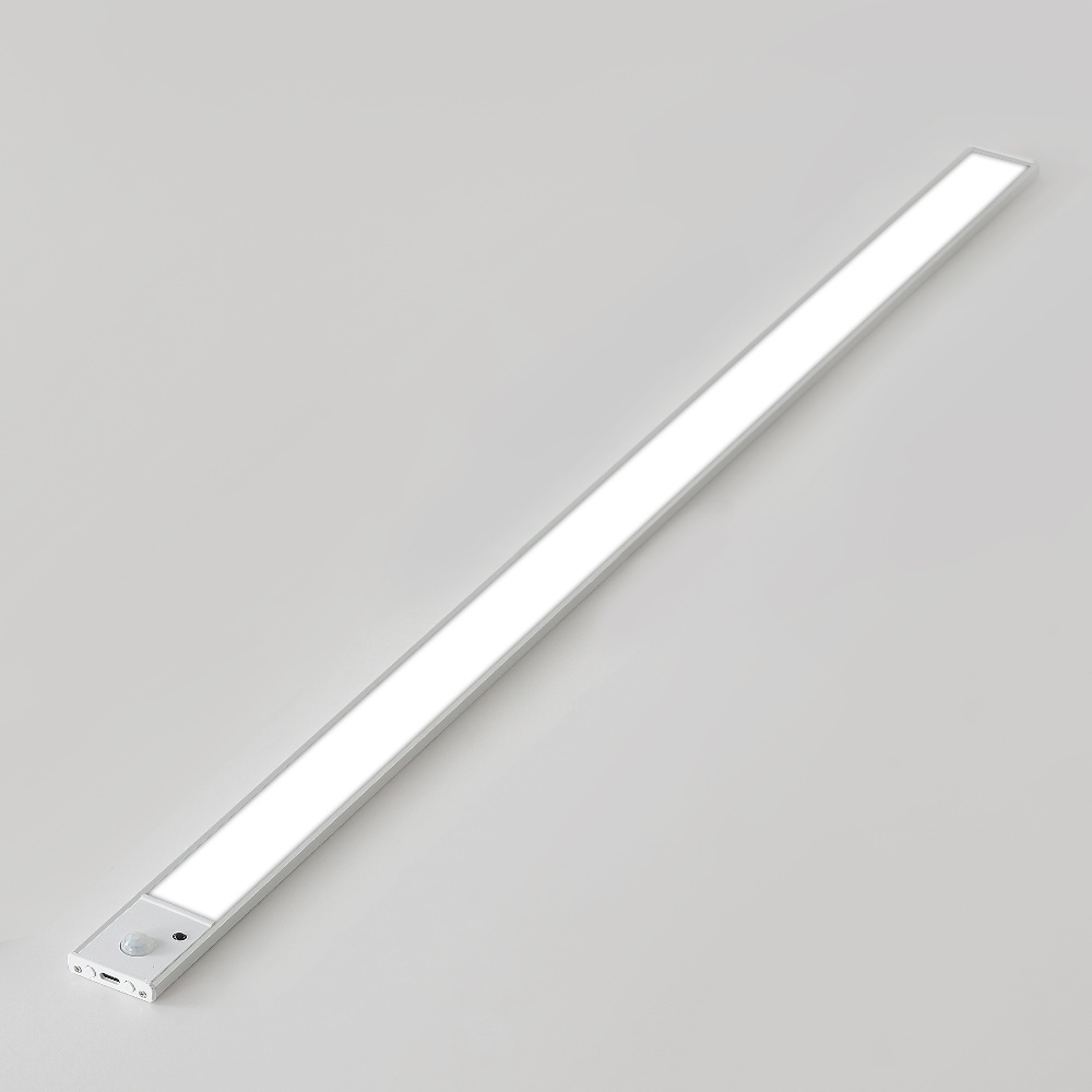 LED светильник 80-4S с пультом, аккумулятором, датчиком движения и освещенности 80 см 4.5W алюминиевый серебристый